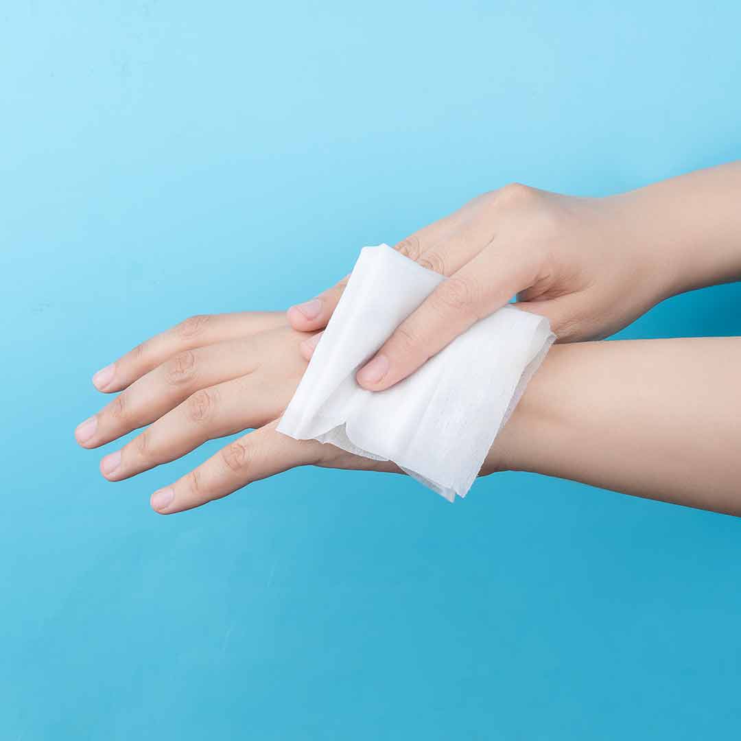 Kasara Soft Lime Hot & Cold Scented Wet Towel - 95% Purified Water